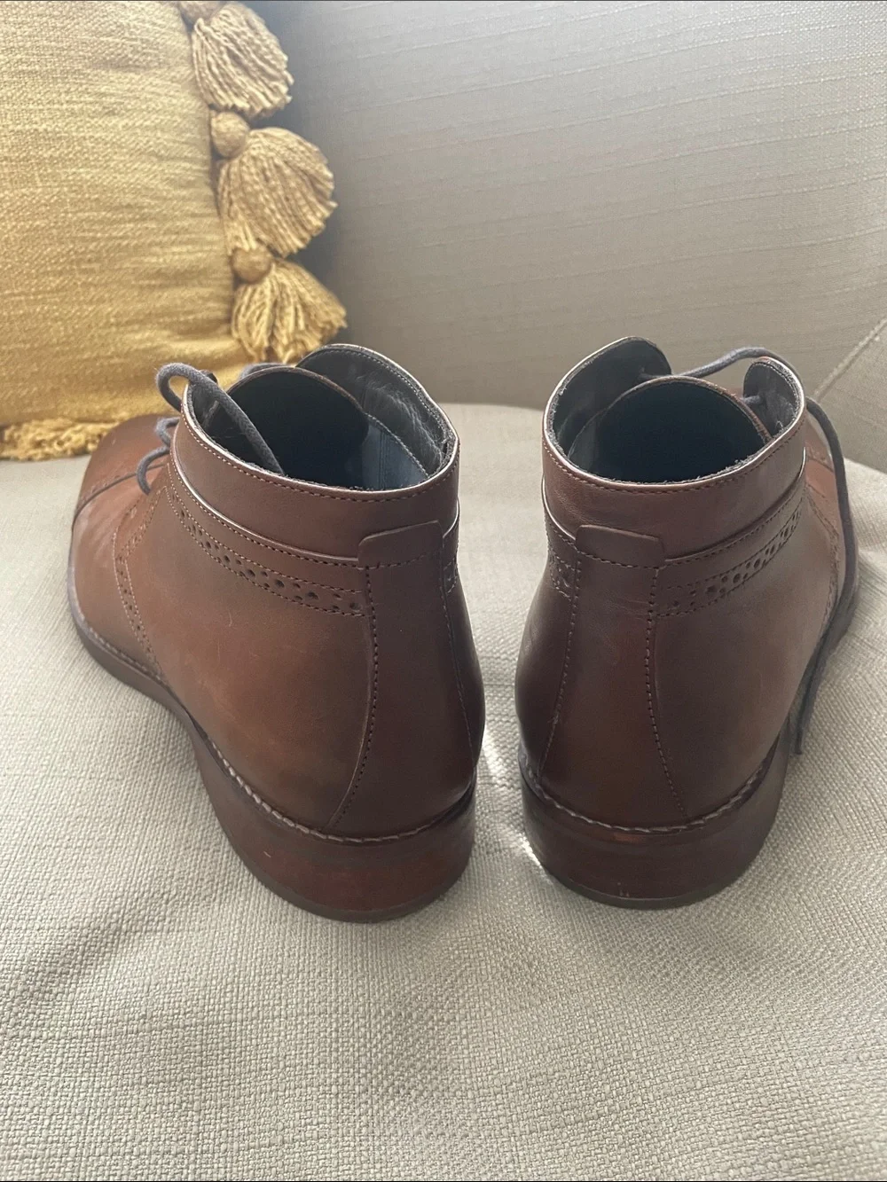 Johnston & Murphy Men's Brown Leather Cap-Toe Chukka Boots